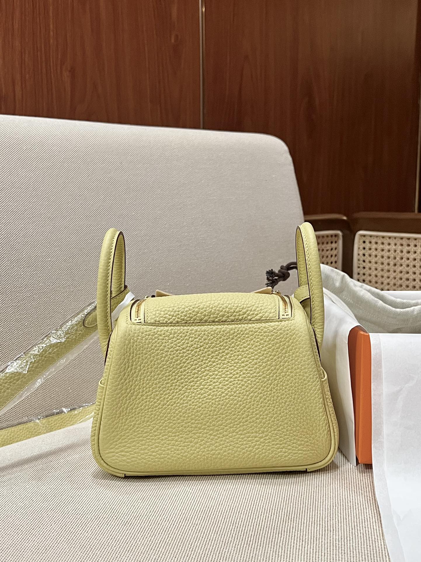 Hermes Lindy Pale Yellow mini crossbody everyday