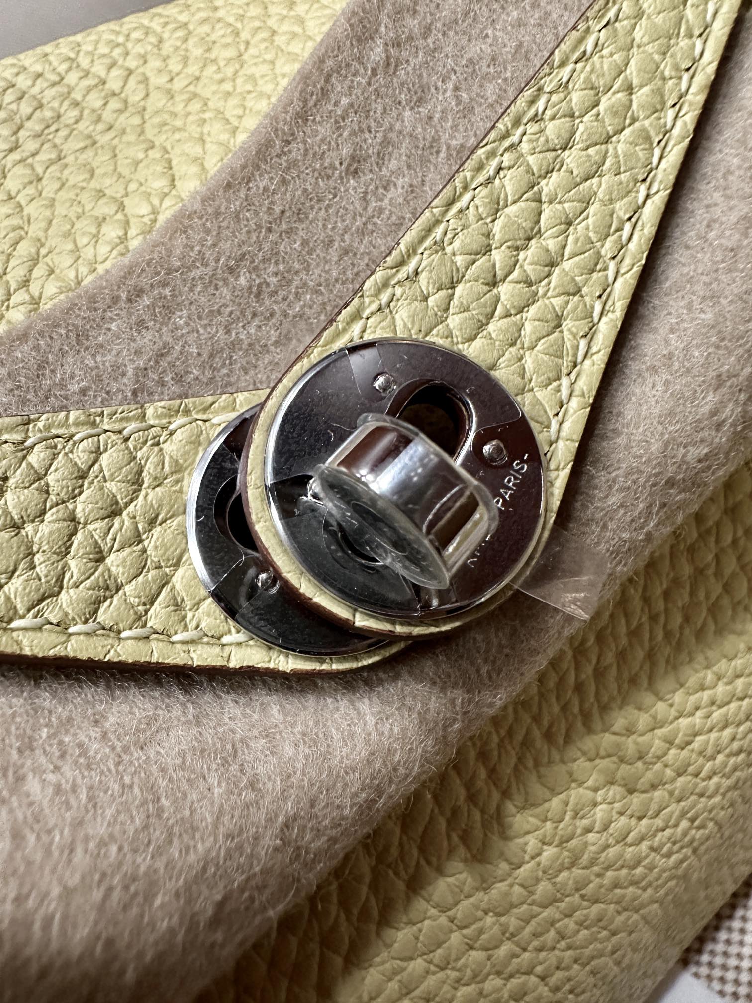 Hermes Lindy Pale yellow mini shoulder everyday