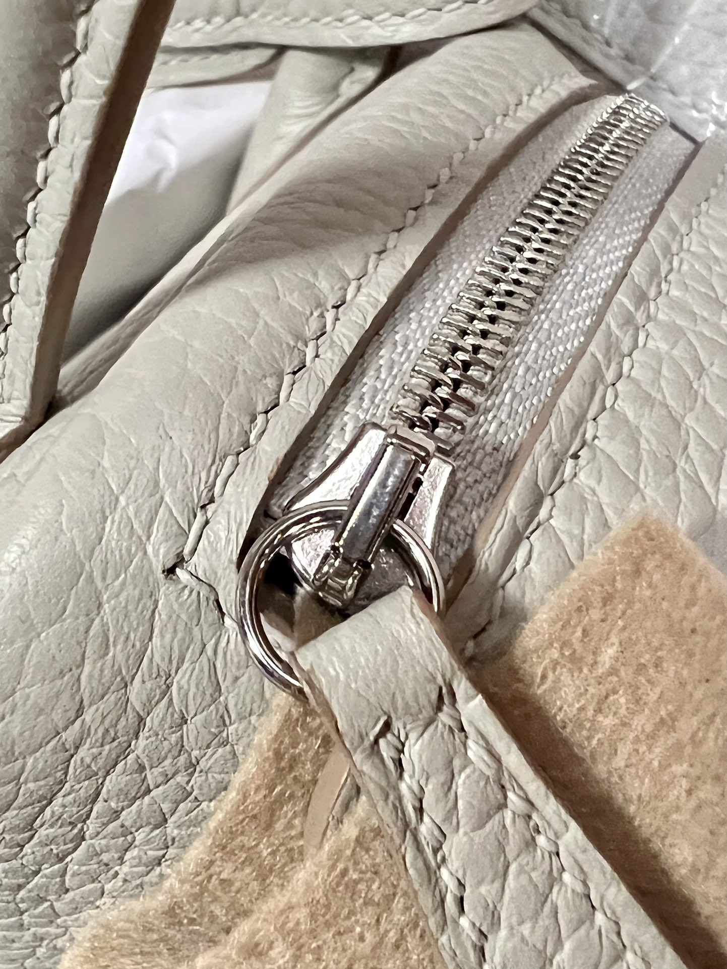 Hermes Lindy Cream mini shoulder everyday