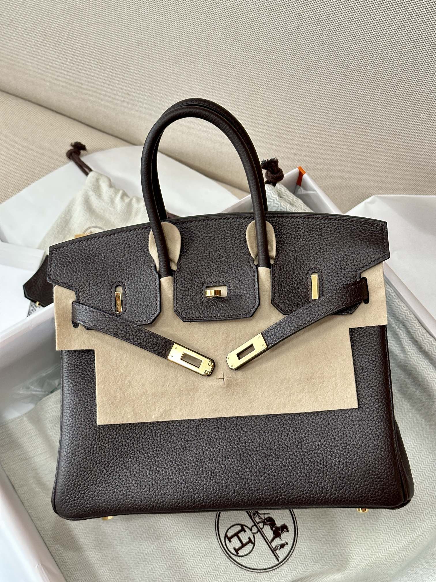 Hermes Birkin 25 Chocolate Togo 25cm everyday shoulder