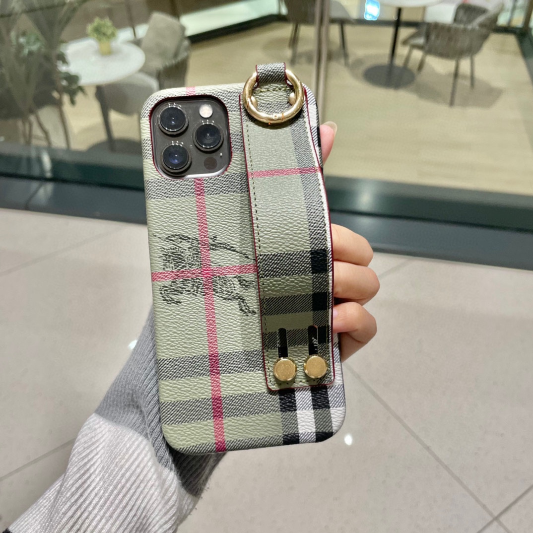 新品巴宝BURBERRY️包手腕带苹