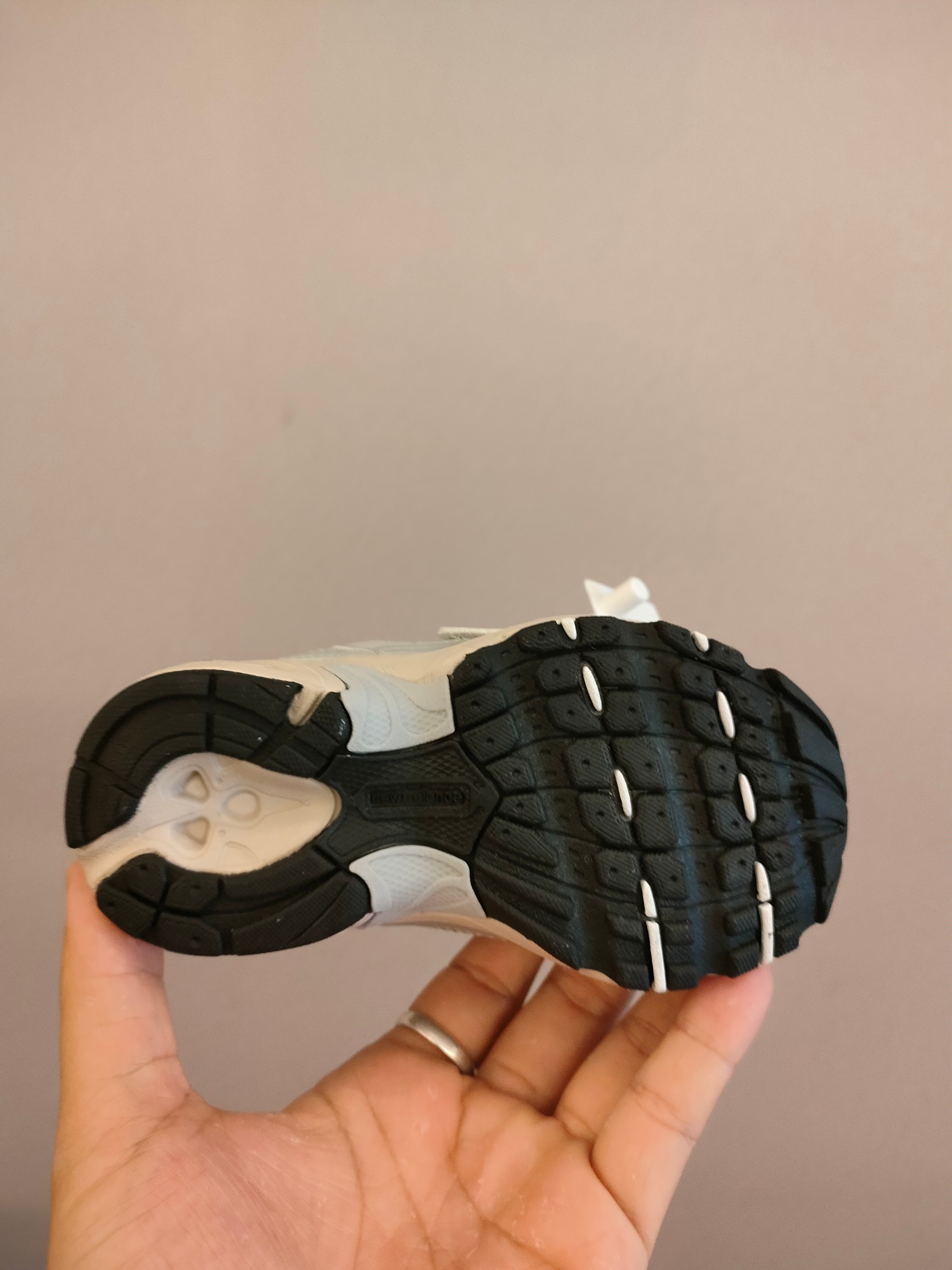 图片[7]-530魔术贴 软材质+魔术贴+防臭海波丽鞋店 尺码26-37 带来经典系列 经典的530系列！该系列传承了品牌的诸多优点，大胆创新！堪称经典系列里的经典，也是最为热门的系列！时隔一年，再次带来的童鞋，必属重磅～-选品中心