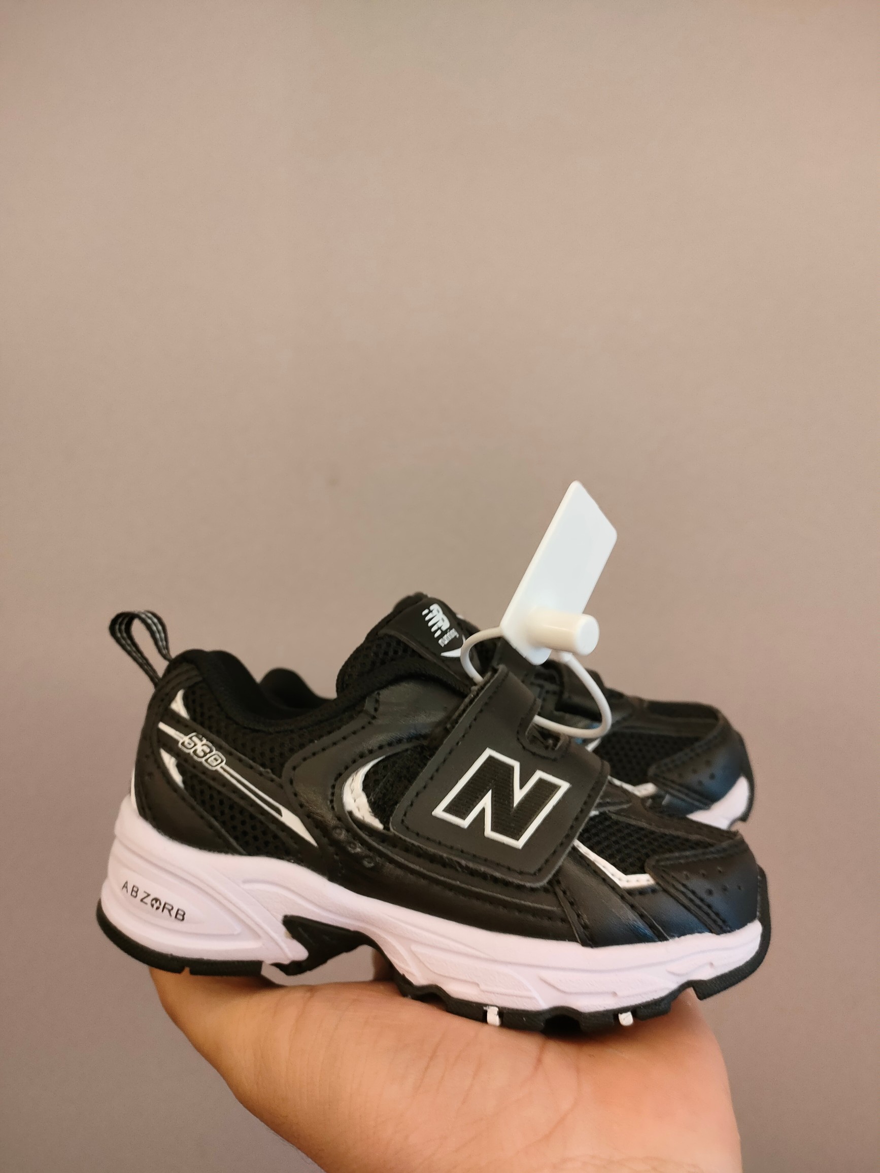 图片[2]-530魔术贴 软材质+魔术贴+防臭海波丽鞋店 尺码26-37 带来经典系列 经典的530系列！该系列传承了品牌的诸多优点，大胆创新！堪称经典系列里的经典，也是最为热门的系列！时隔一年，再次带来的童鞋，必属重磅～-选品中心