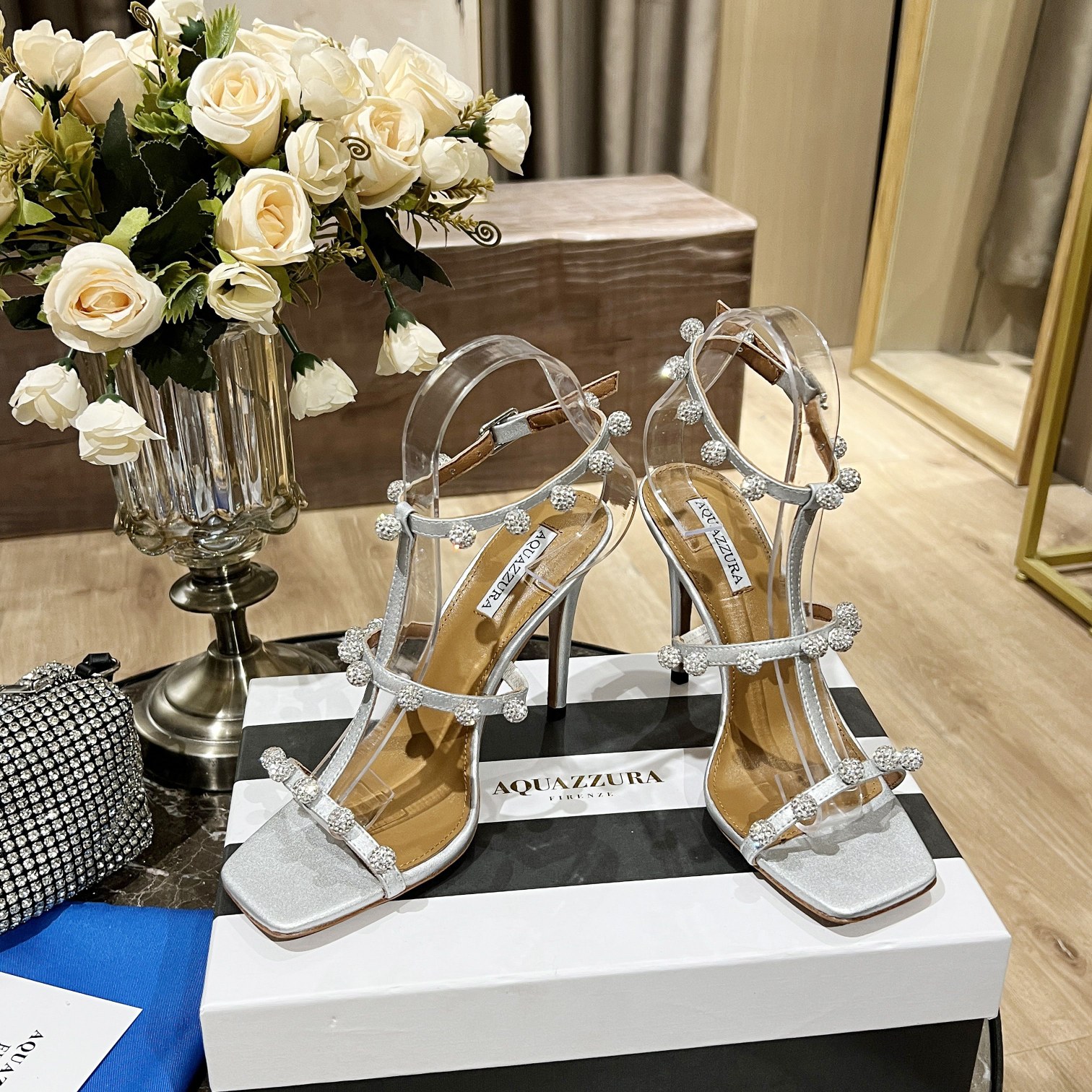 Aquazzura2023身为一位希