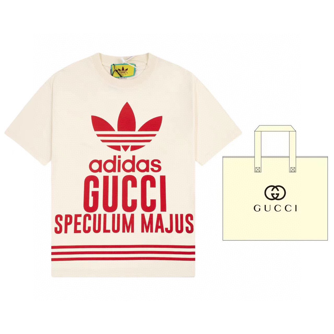 （➕5🉑配手提袋） Gucci 古驰 adidas和Gucci大胆探索联名系列，织带和GG字母交织图案巧妙搭配白色三条纹和三叶草徽标。该系列灵感源自创作总监80年代和90年代的美好回忆，融汇两个品牌丰富悠久的历史传承及标志性的设计语言，…