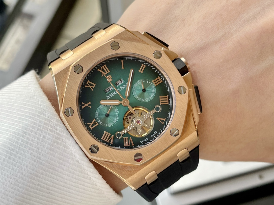 750 爱彼-Audemars Piguet 皇家橡树离岸型系列