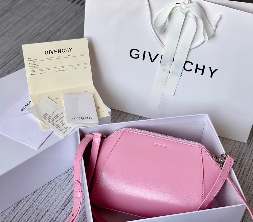 顶级原单Givenchy纪梵希！XSAntigona腋下包法国原厂box牛皮超级实用款️肩背️斜挂2条肩