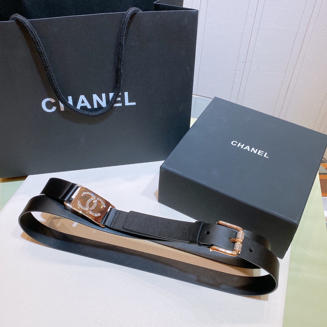  - hanel #本季新品 小牛皮、金色金属、银色金属与水钻，3.0mm精品 
码数s =155cm总