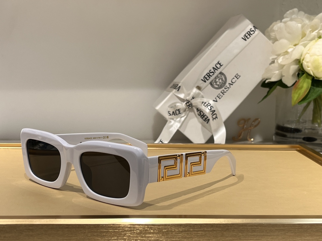  VERSAC*
MODEL：4444
SIZE：52口22-145
