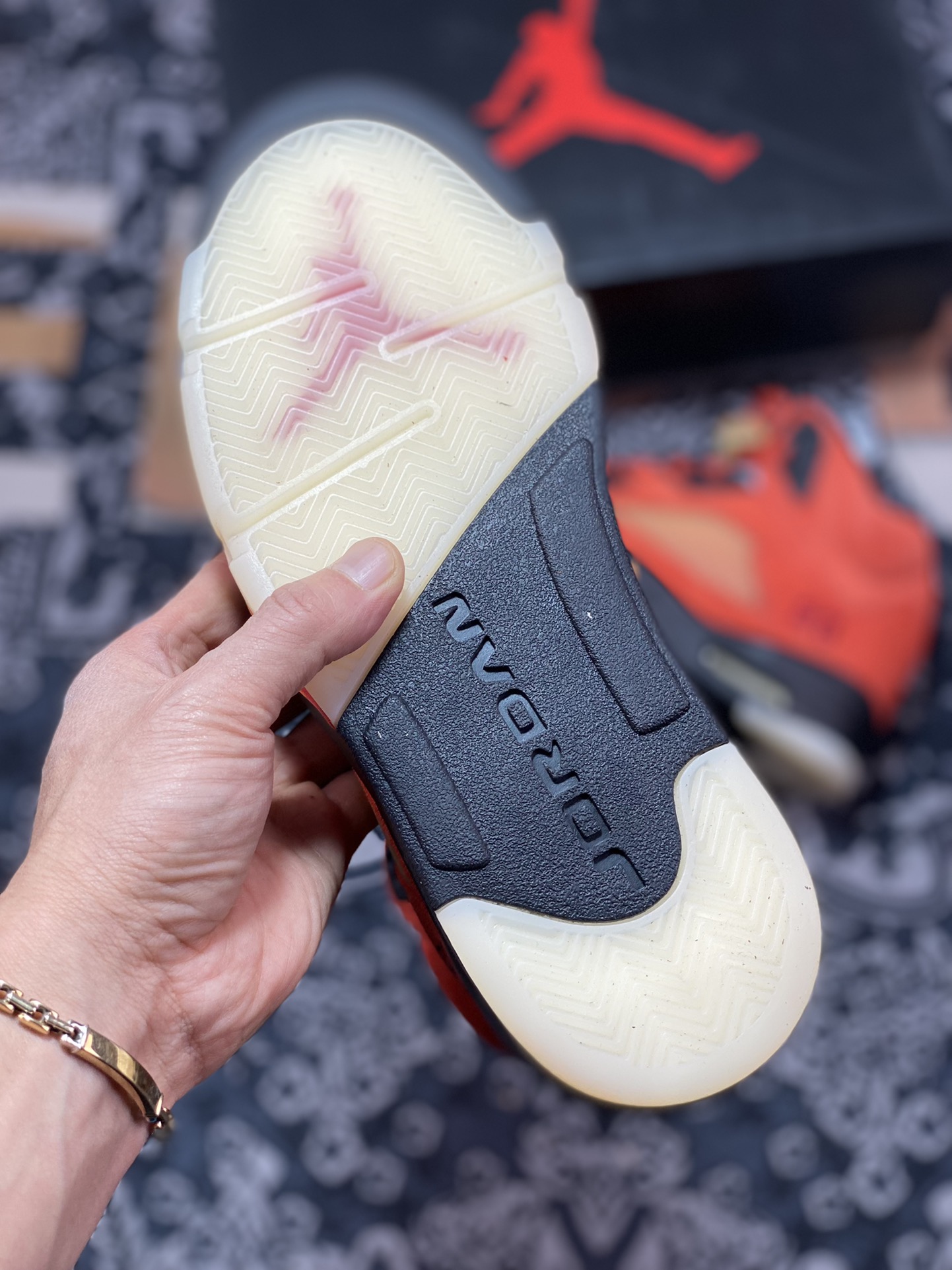 480 优选 原装级别Air Jordan 5 ”Mars For Her”配色DD9336-800