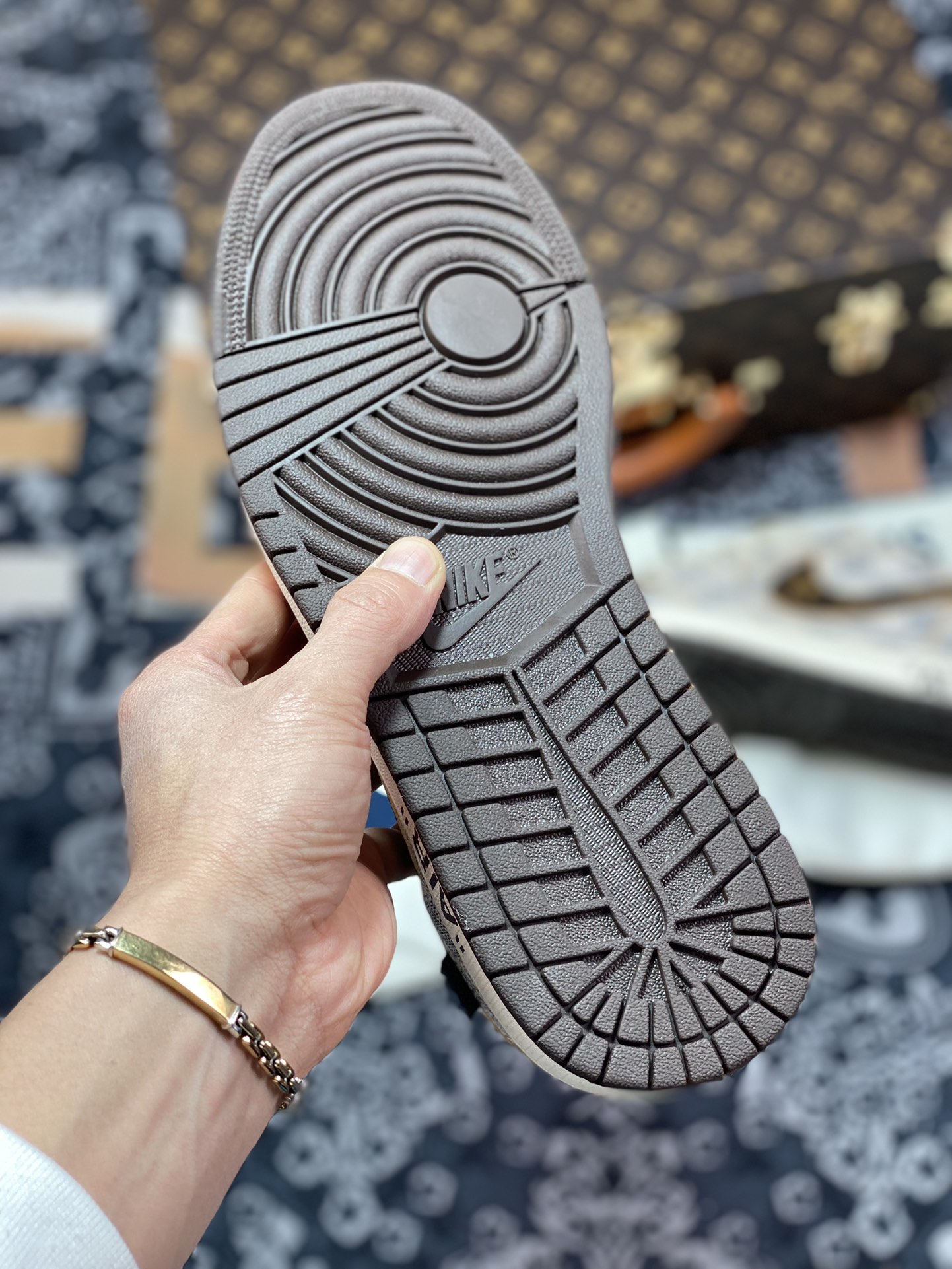 800 Louis Vuitton x Nike Air Jordan 1 Low OG Custom”Damier Azur/Brown/LV Monogram”AJ1乔丹一代DOOCKST2KXZJ72R