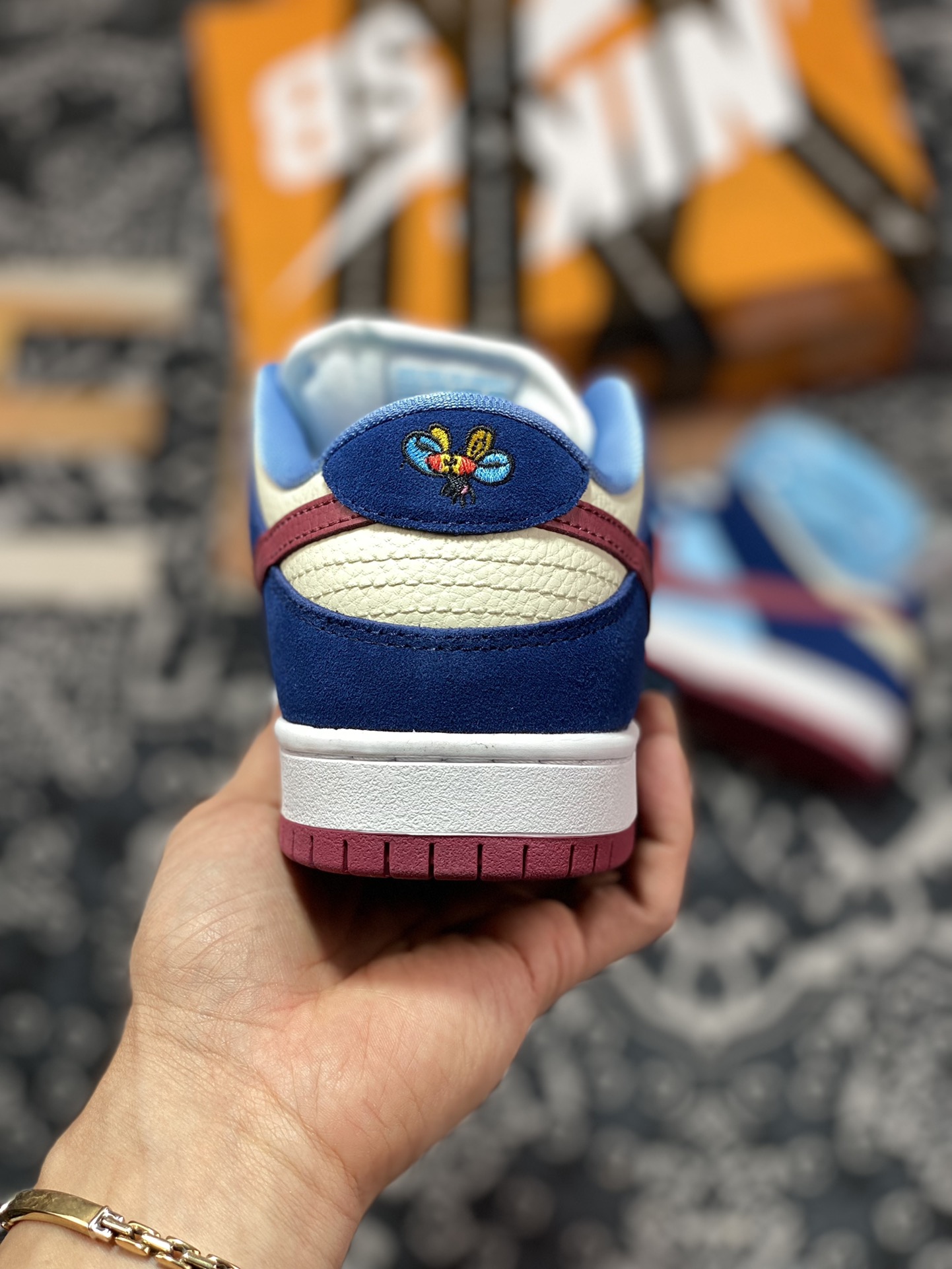 200 NK SB Dunk Low FTC Finally 白蓝红配色 313170-463