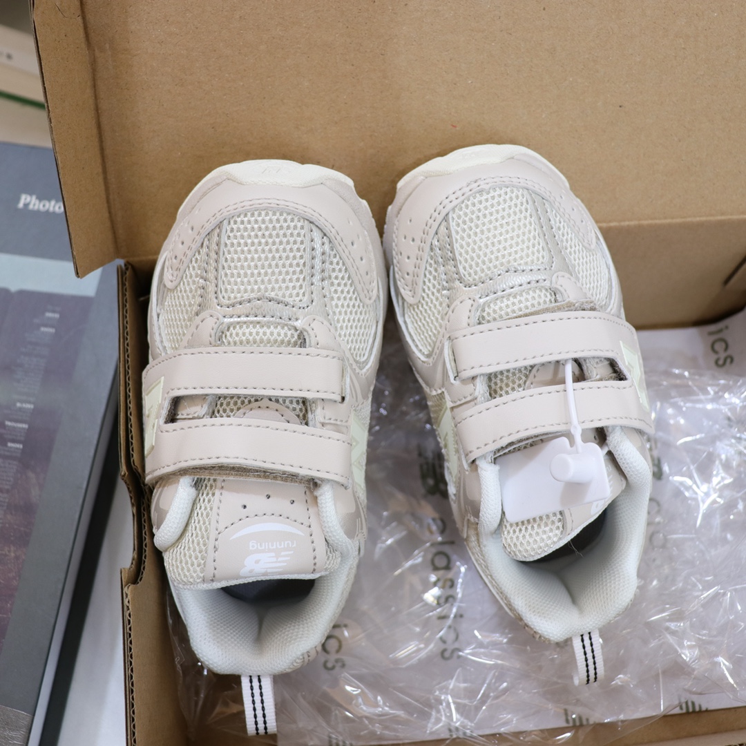 图片[2]-NB530 大魔术贴版童鞋26-37 整个鞋子都采用网面拼接的设计很透气💨不闷脚 真香超轻复古 超级韩范的风格✨重点是超轻不累脚👍🏻不焐脚🌊💯脚感超好🤩-选品中心