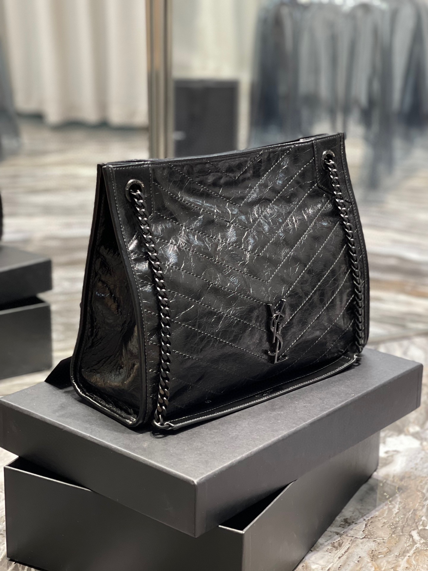 Louis Vuitton Haute Couture Classic Luxury Handbag Shoulder Crossbody 2