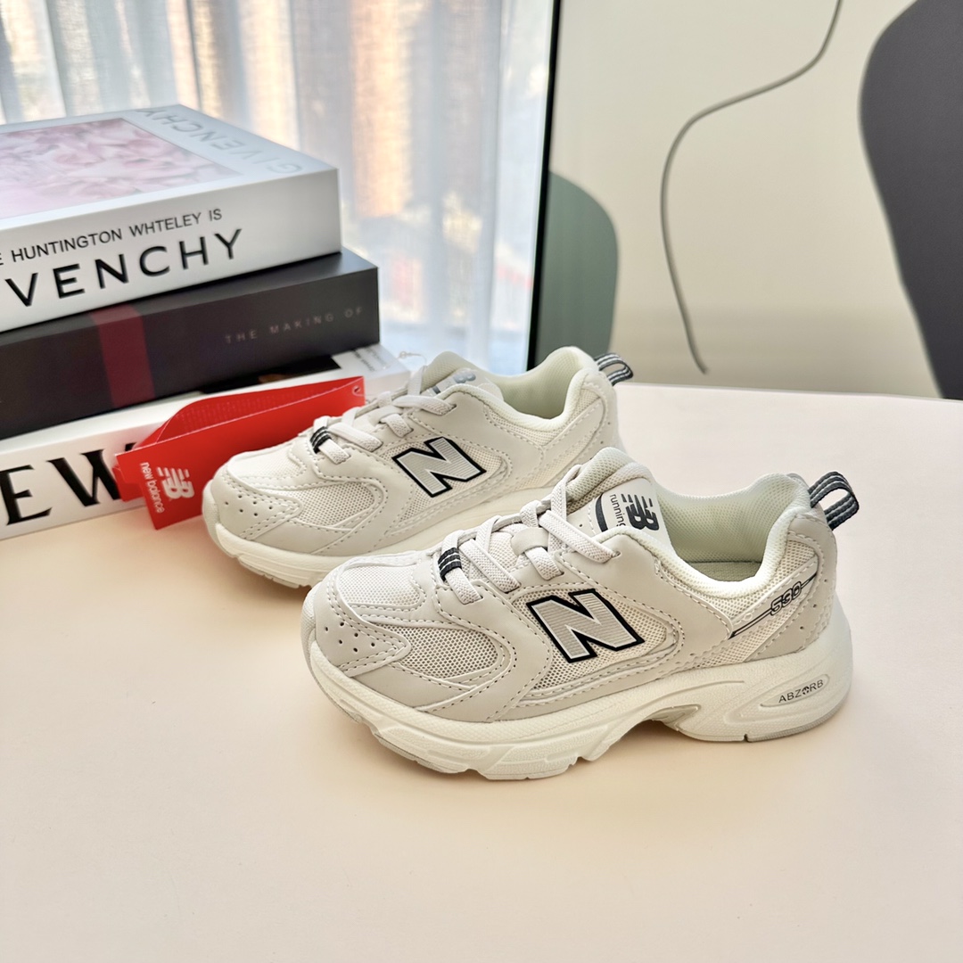 NO:338944,Special offer, no return and exchange, overseas elastic band version, NB mesh children's shoes size 26-37, very good workmanship, the whole shoe is also very light!  The design of mesh splicing is very breathable and not stuffy. The super Korean style is the most light and not tired. The foot feels very good. The special price is19860909特价不退换 海外松紧带版 NB网面童鞋26-37码 做工非常好,整个鞋子也很轻便！采用网面拼接的设计很透气不闷脚超级韩范的风格重点是超轻不累脚脚感超好,特价款,,Children's