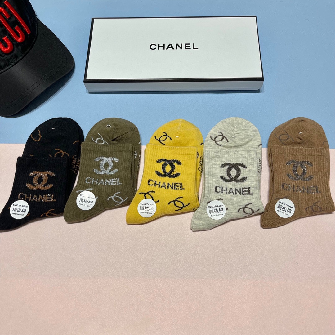 配包装一盒五双Chanel香奈儿爆款