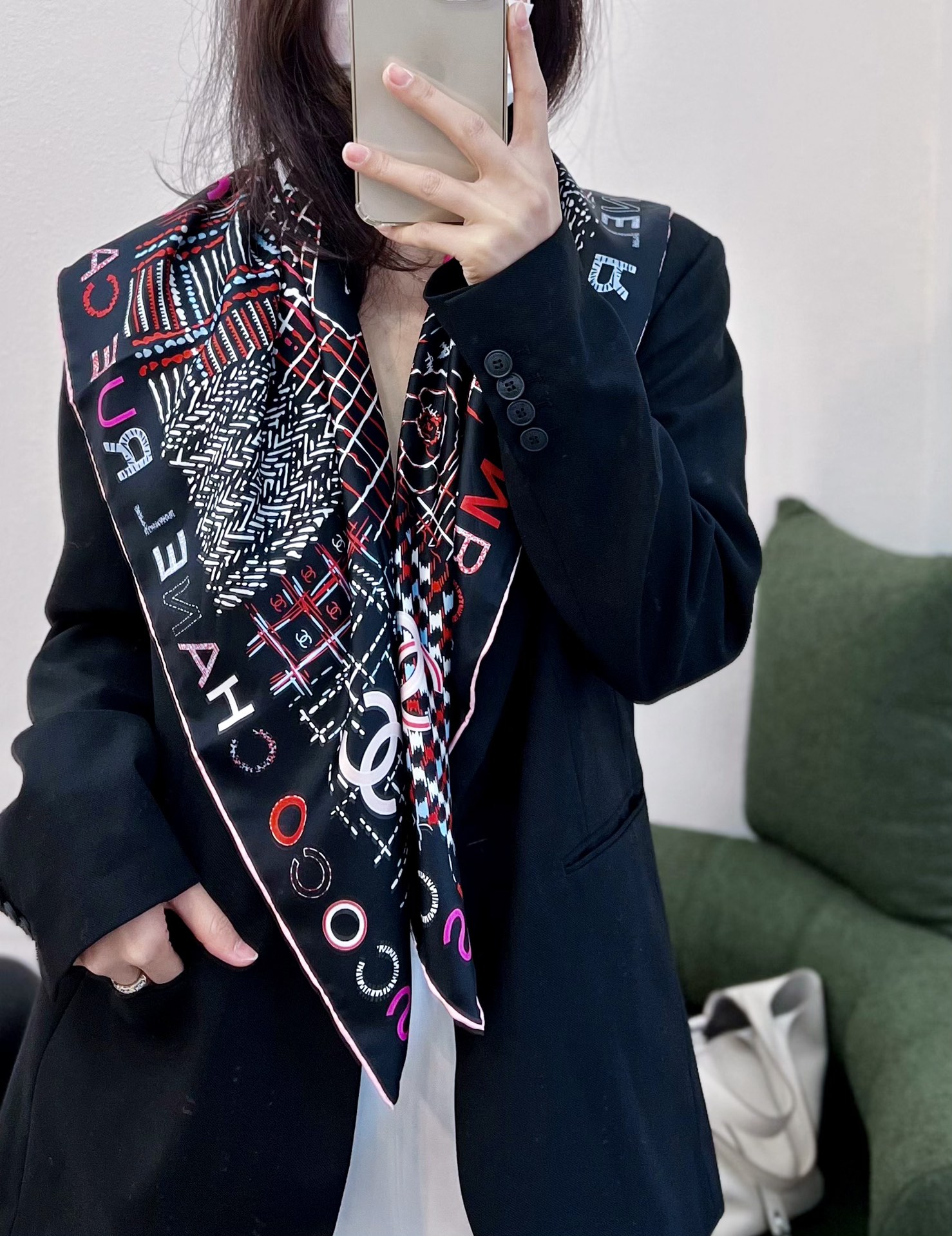 CHANEL香奈儿『小香集』100%真丝围巾