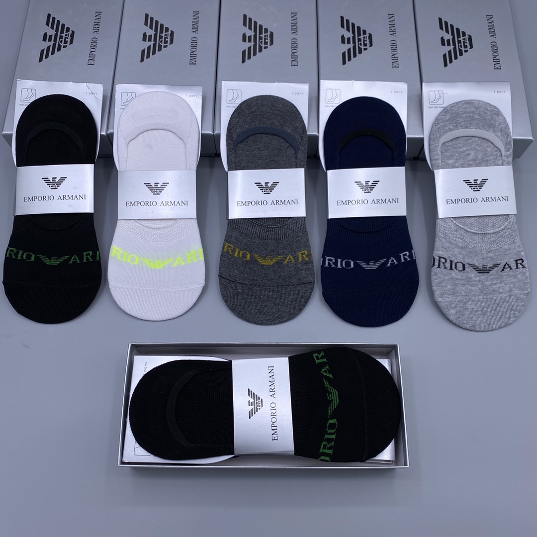 Chaussettes Invisibles Emporio Armani - Confort, Style et Qualité Supérieure