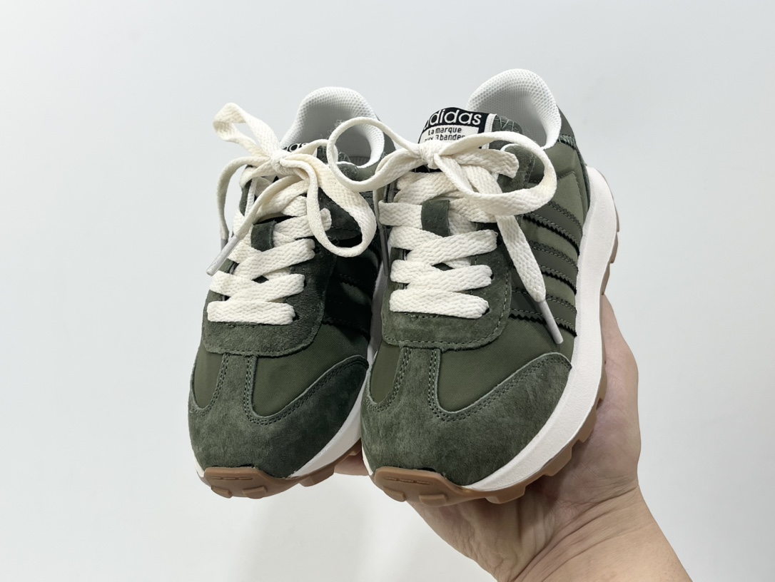 图片[9]-特价 阿迪儿童老爹运动鞋 尺码：26-37码 经典三条纹系列，阿甘款式复古百搭❤️ 魔术贴假鞋带设计，穿脱超方便✌🏻 耐磨防滑大底，脚感超赞👍🏻-选品中心