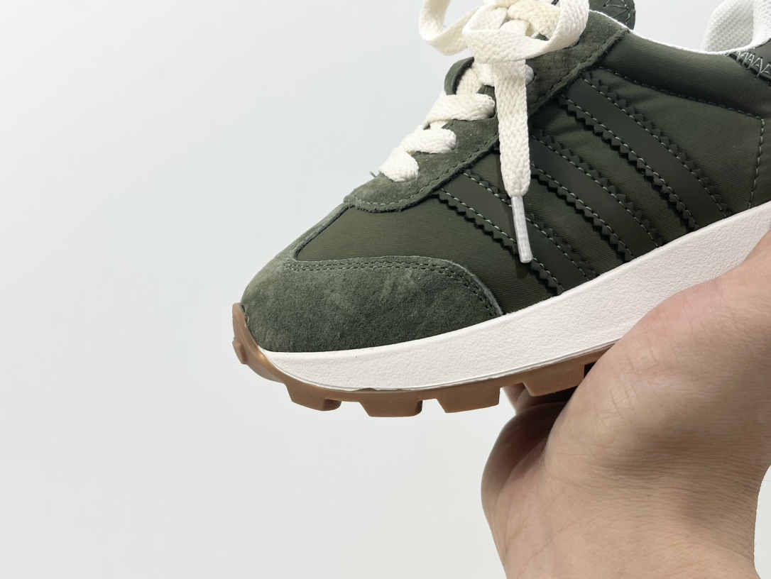 图片[8]-特价 阿迪儿童老爹运动鞋 尺码：26-37码 经典三条纹系列，阿甘款式复古百搭❤️ 魔术贴假鞋带设计，穿脱超方便✌🏻 耐磨防滑大底，脚感超赞👍🏻-选品中心