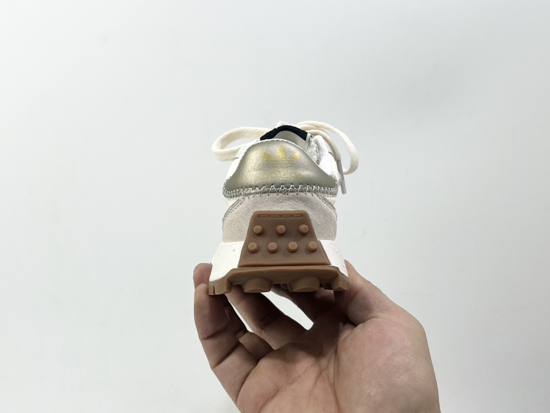 图片[3]-特价 阿迪儿童老爹运动鞋 尺码：26-37码 经典三条纹系列，阿甘款式复古百搭❤️ 魔术贴假鞋带设计，穿脱超方便✌🏻 耐磨防滑大底，脚感超赞👍🏻-选品中心