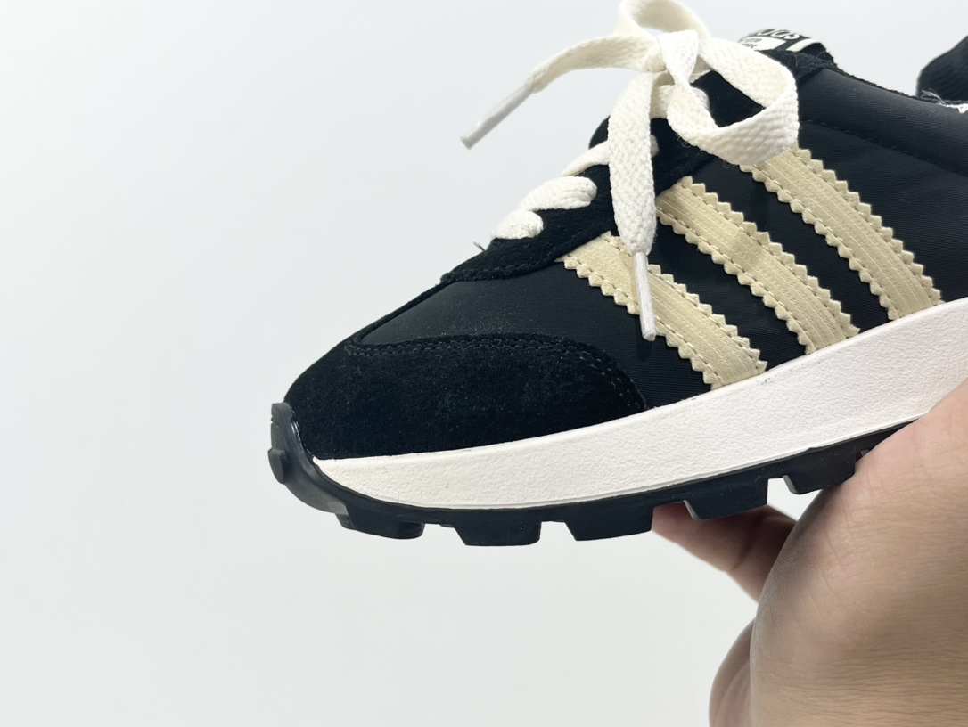 图片[8]-特价 阿迪儿童老爹运动鞋 尺码：26-37码 经典三条纹系列，阿甘款式复古百搭❤️ 魔术贴假鞋带设计，穿脱超方便✌🏻 耐磨防滑大底，脚感超赞👍🏻-选品中心