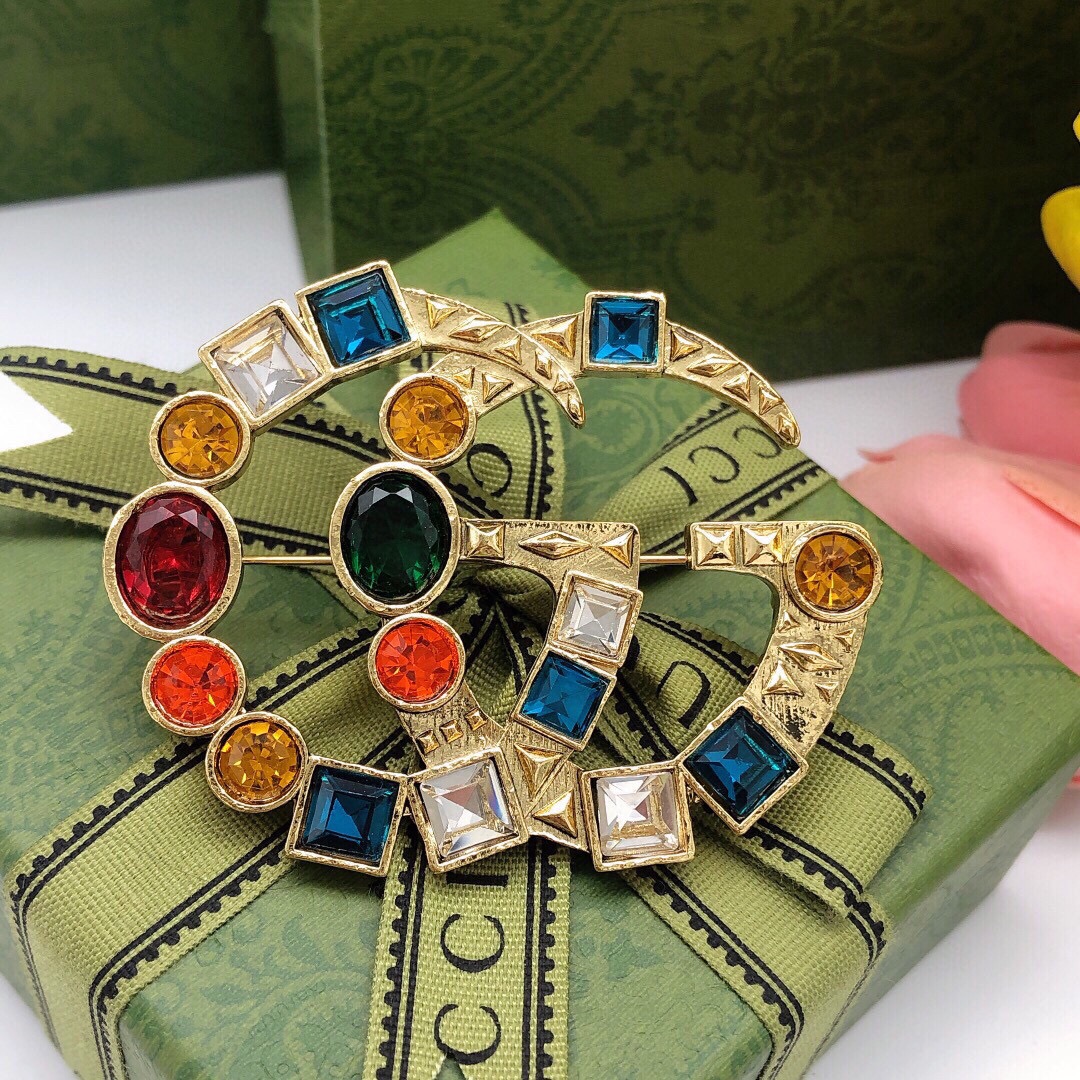 编号GXZ0017
Gucci古驰新款彩钻胸针🌈