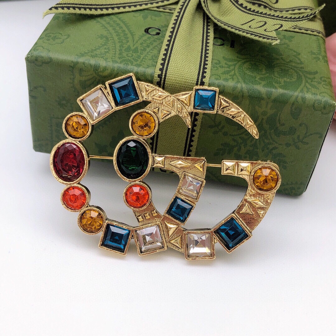 编号GXZ0017
Gucci古驰新款彩钻胸针🌈