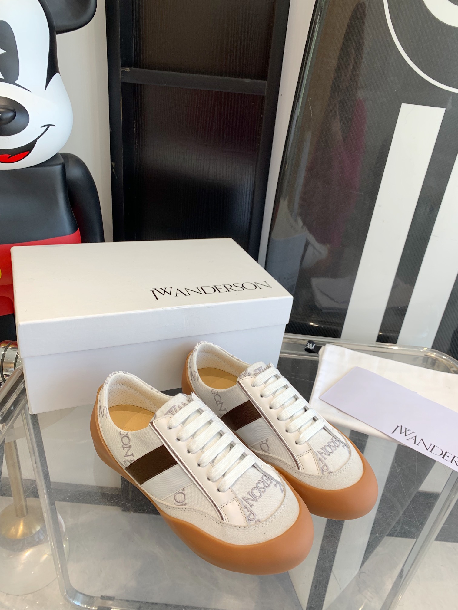 Trendy Jw Anderson Embroidered Recreational Shoes: Female 35-40, Male 40-45 Sizes - 图片 4