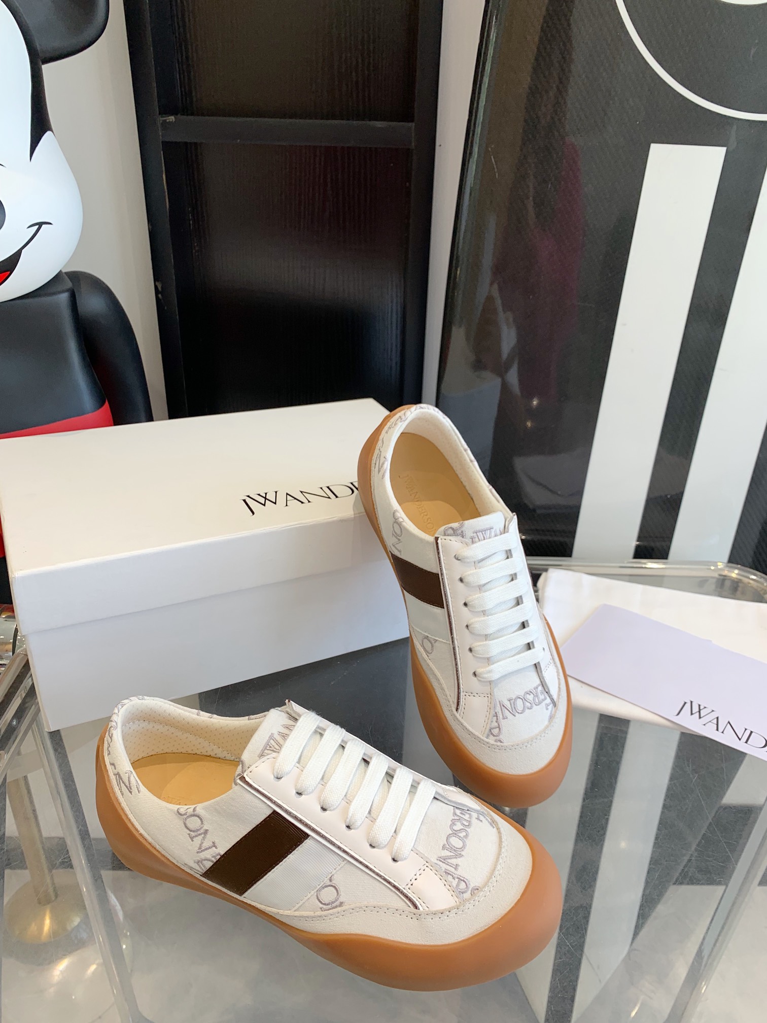 Trendy Jw Anderson Embroidered Recreational Shoes: Female 35-40, Male 40-45 Sizes - 图片 7