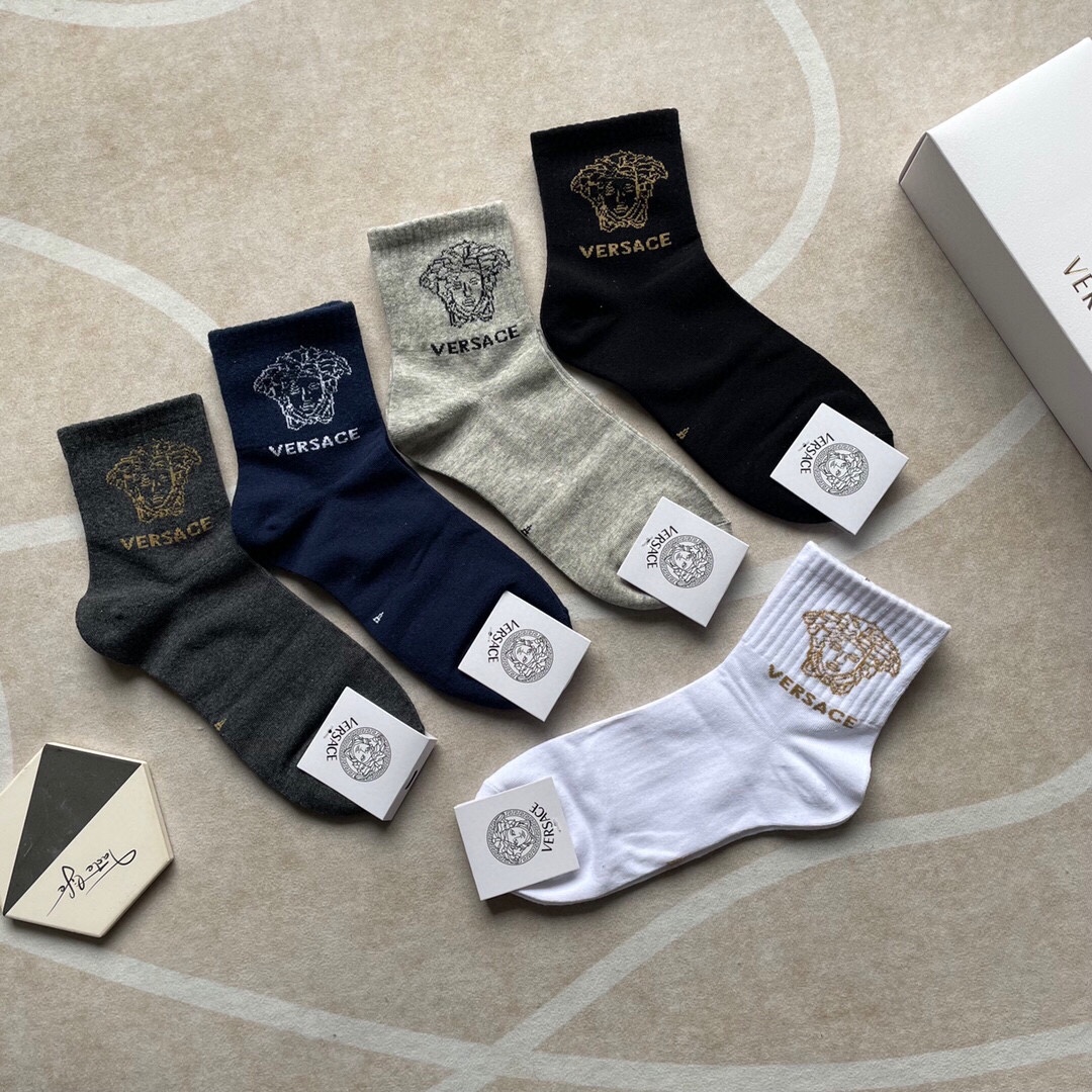 Versace范思哲️新品短筒男款袜