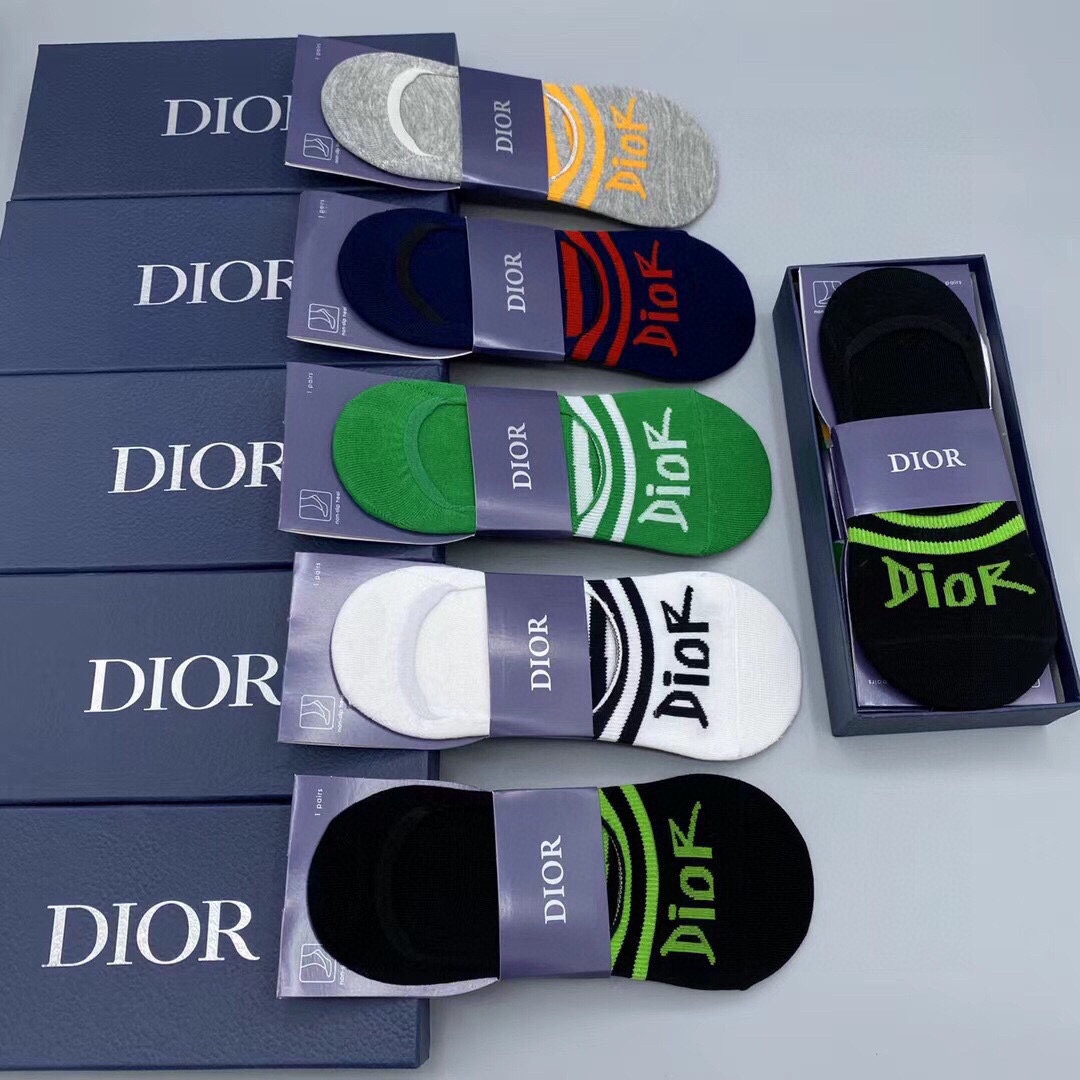 配包装一盒五双Dior迪奥高版本好看