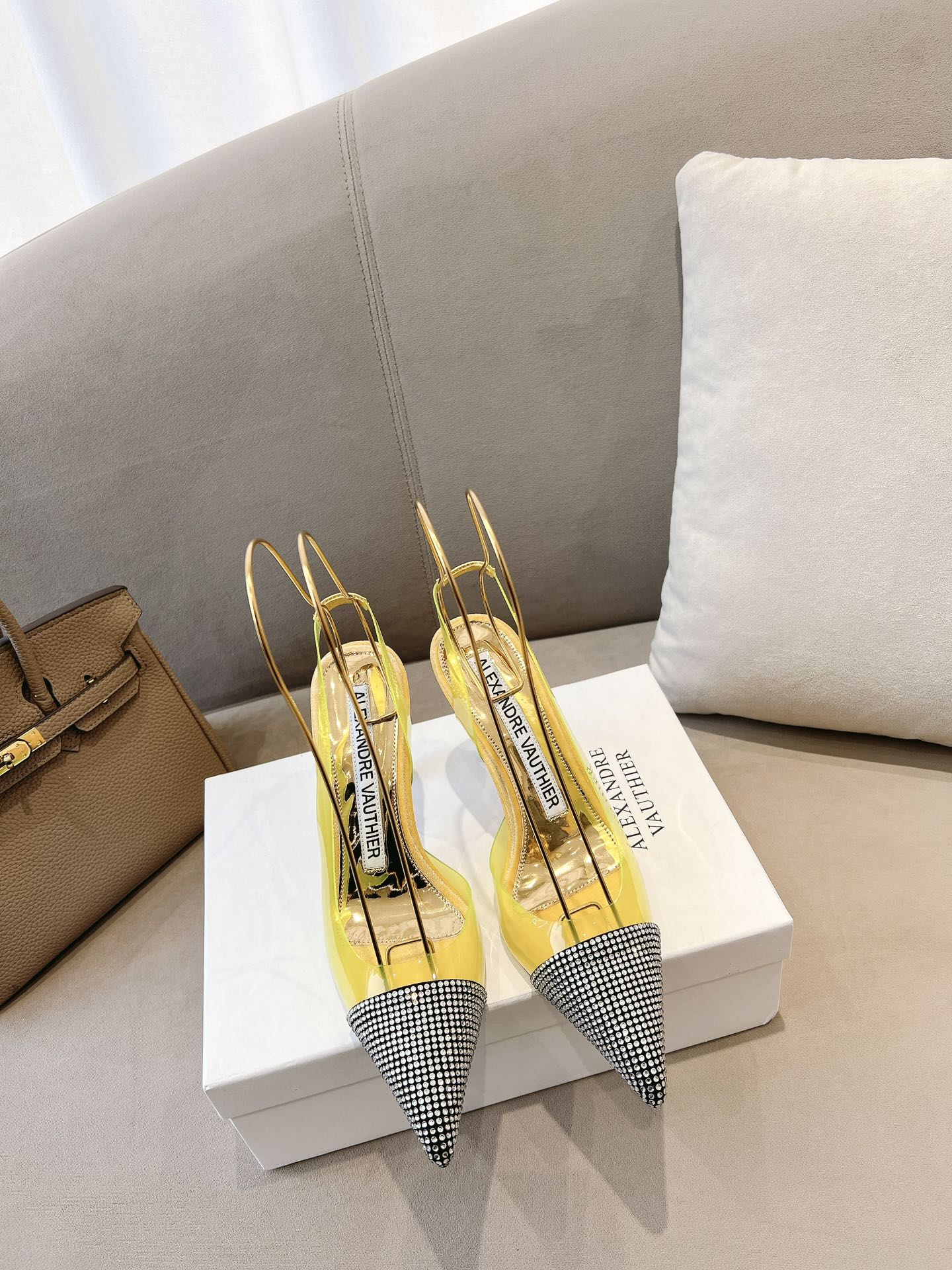 Luxury Crystal Sole Water-Drive Shoes with Diamond Mix, Velvet Interior – Alexandre Vauthie 2021-2023