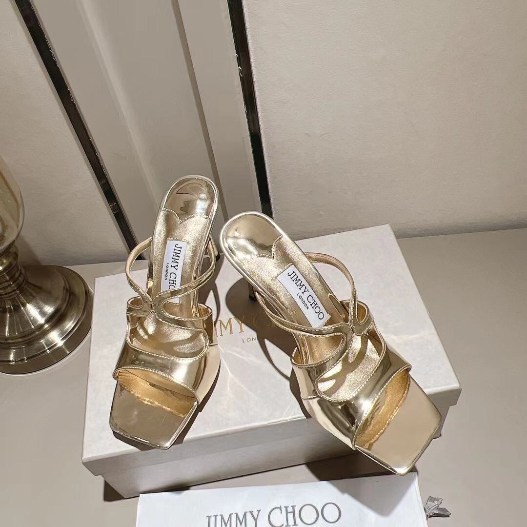 ¡Personalización del escaparate de JimmyChoo Paris! Sandalias de tacón, ¡la mayor calidad del mercado! ¡Mata instantáne…