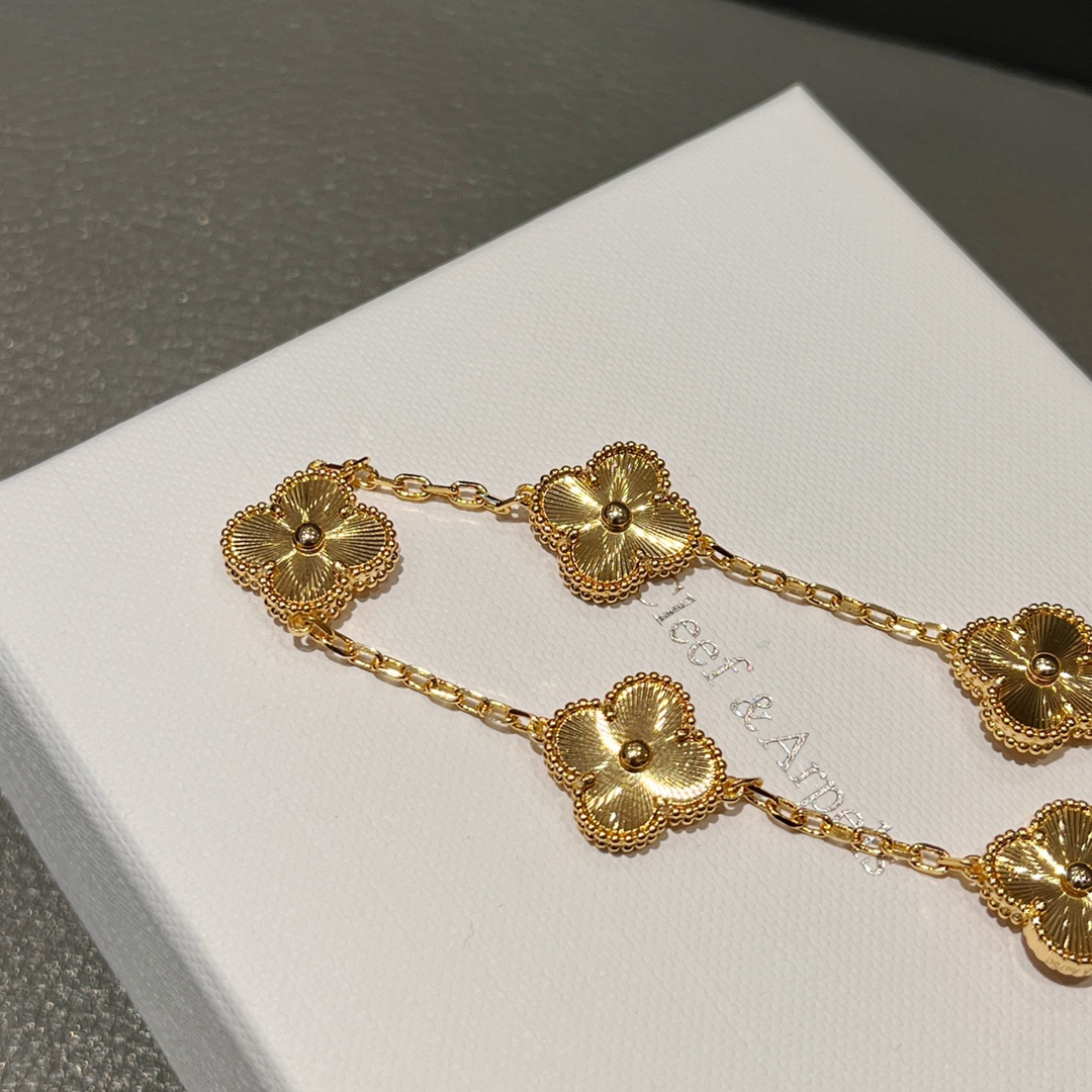 China Replica VCA Jewelry VCAES0403-577