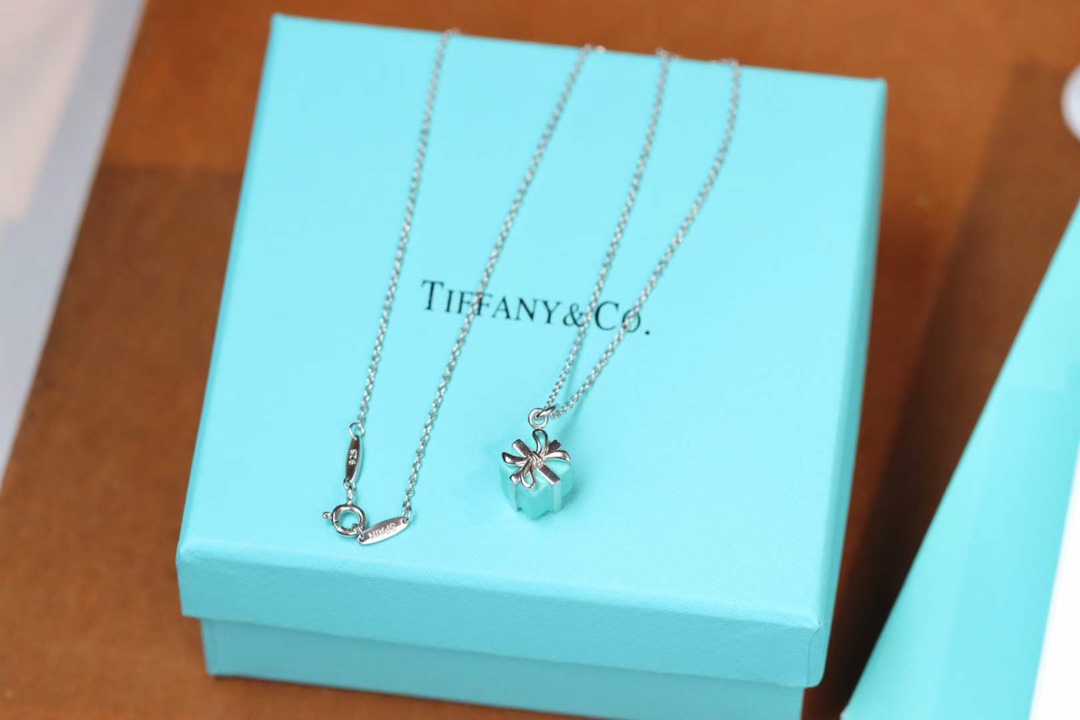 Tiffany & Co. 蒂芙尼 Tiffany&Co.礼盒物项链