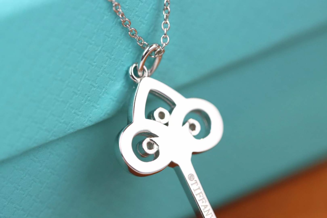 Tiffany & Co. 蒂芙尼Tiffany&Co.鸢尾花 钥匙项链