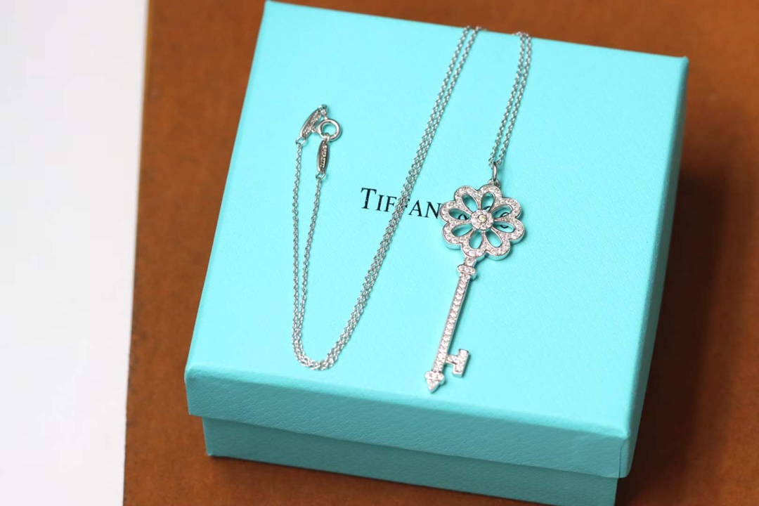 Tiffany & Co. 蒂芙尼Tiffany&Co.雏花菊钥匙项链