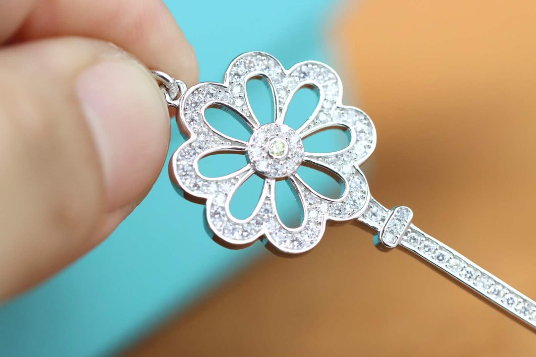 Tiffany & Co. 蒂芙尼Tiffany&Co.雏花菊钥匙项链