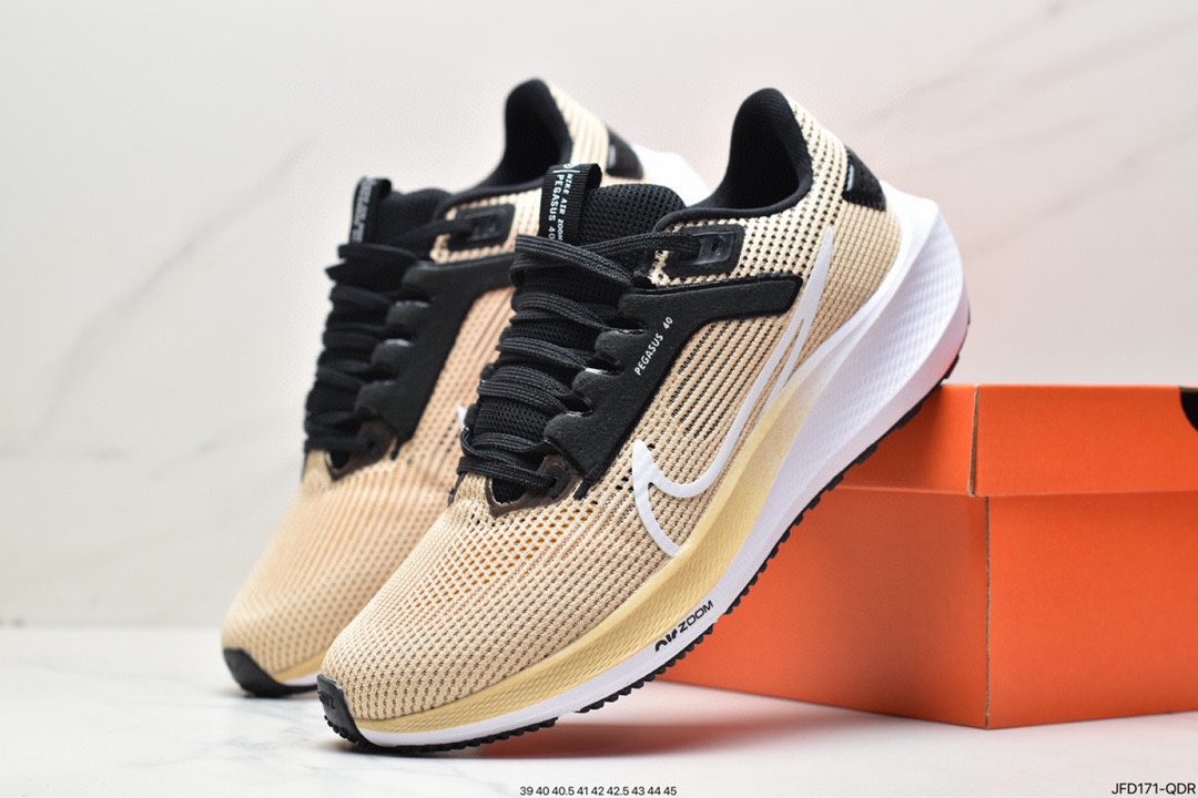 170 Nike Air Zoom Winflo +40登月 专业跑步鞋 DV3854-100