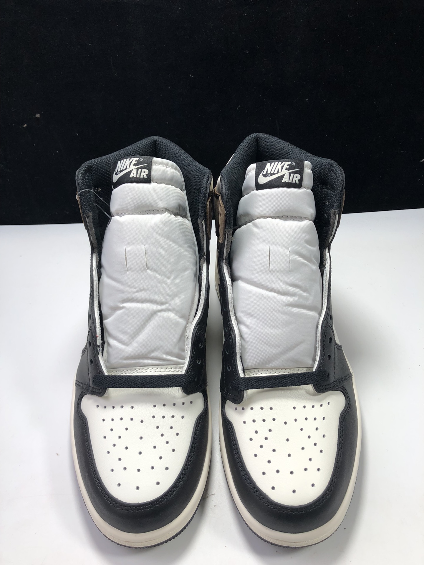 AJ1小倒钩鞋码36-47.5总裁R