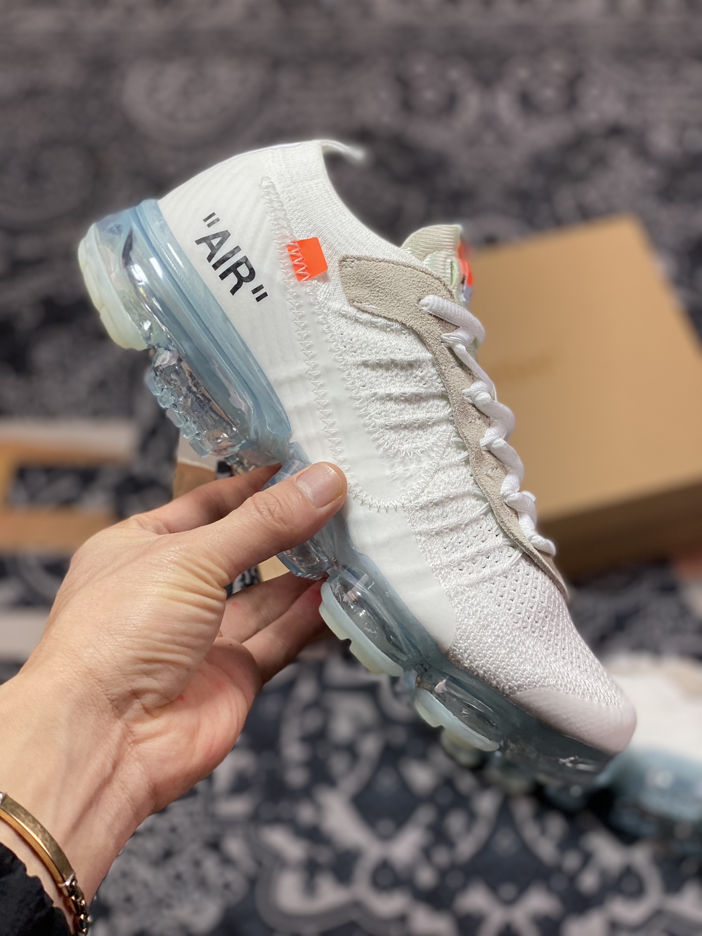 Off-White x Nike Air Vapormax Flyknit 2.0”White/Total/Orange”AA3831-100