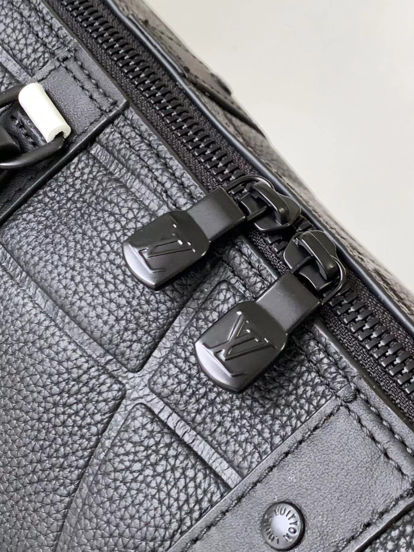 Louis Vuitton Luxury Handbag Collection 5