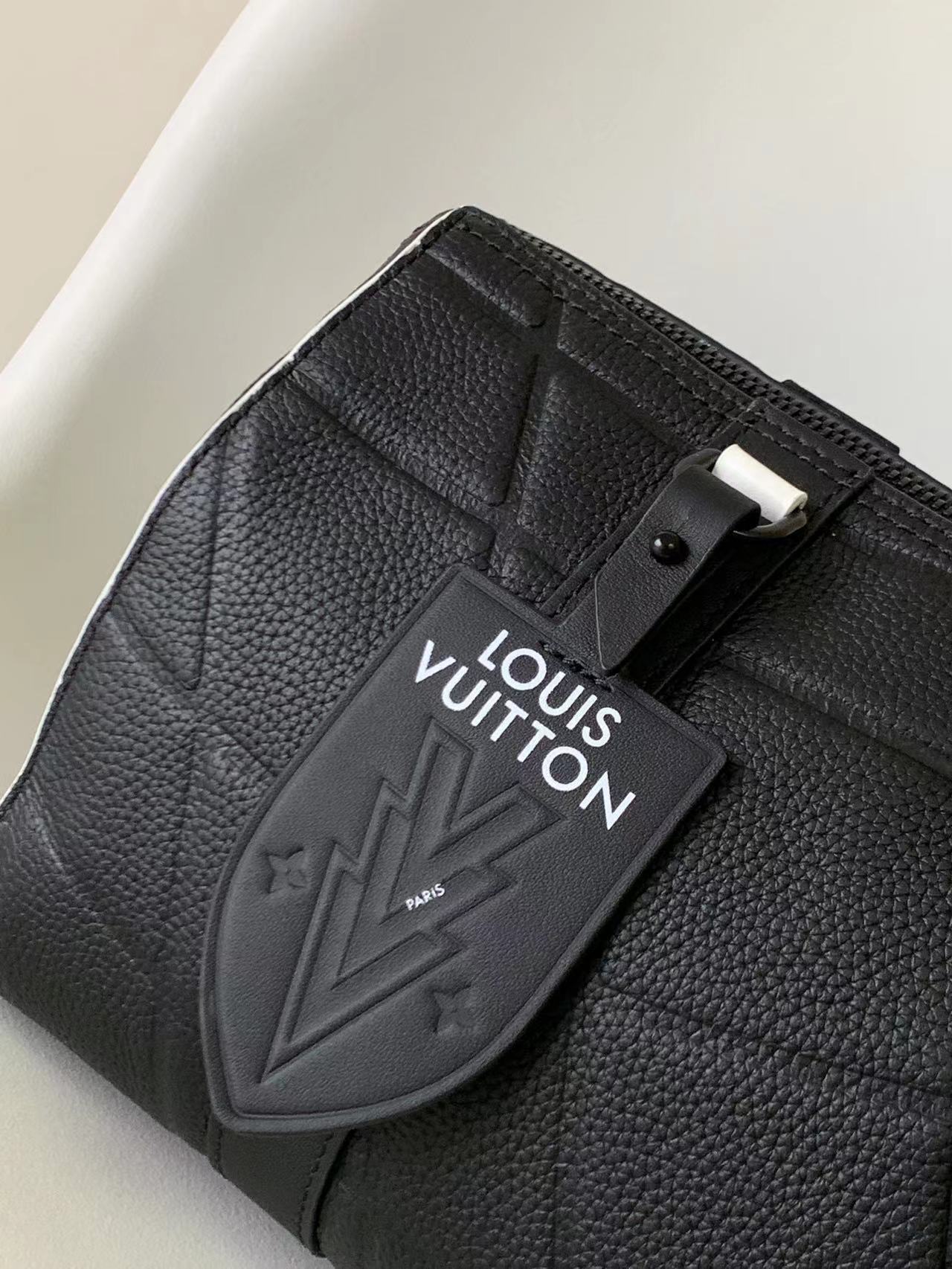 Louis Vuitton Luxury Handbag Collection 7