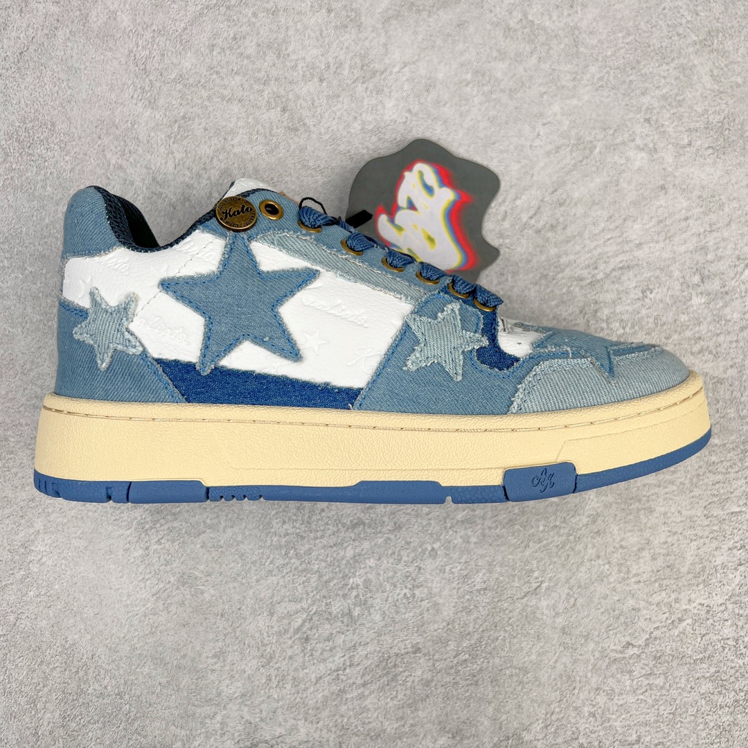 ＃福利特价 KAALIXTO Retro Vintage 星星潮流休闲防滑耐磨低帮板鞋 此款鞋使用牛仔作为主要的鞋面材质 结实耐磨 鞋舌设计特有印花皮牌作为搭配充分凸显牛仔的特性 整体鞋款采用牛仔面料随意角度拼接的呈现方法 打破消费者原有对鞋子的刻板印象 让人耳目一新 织麦标在彰品品牌属性的同时更具牛仔的代表性元素 并采用加厚内里 穿着舒适透气 鞋底做旧氧化 尺码：36 37 38 39 40 41 42 43 44 45-选品中心