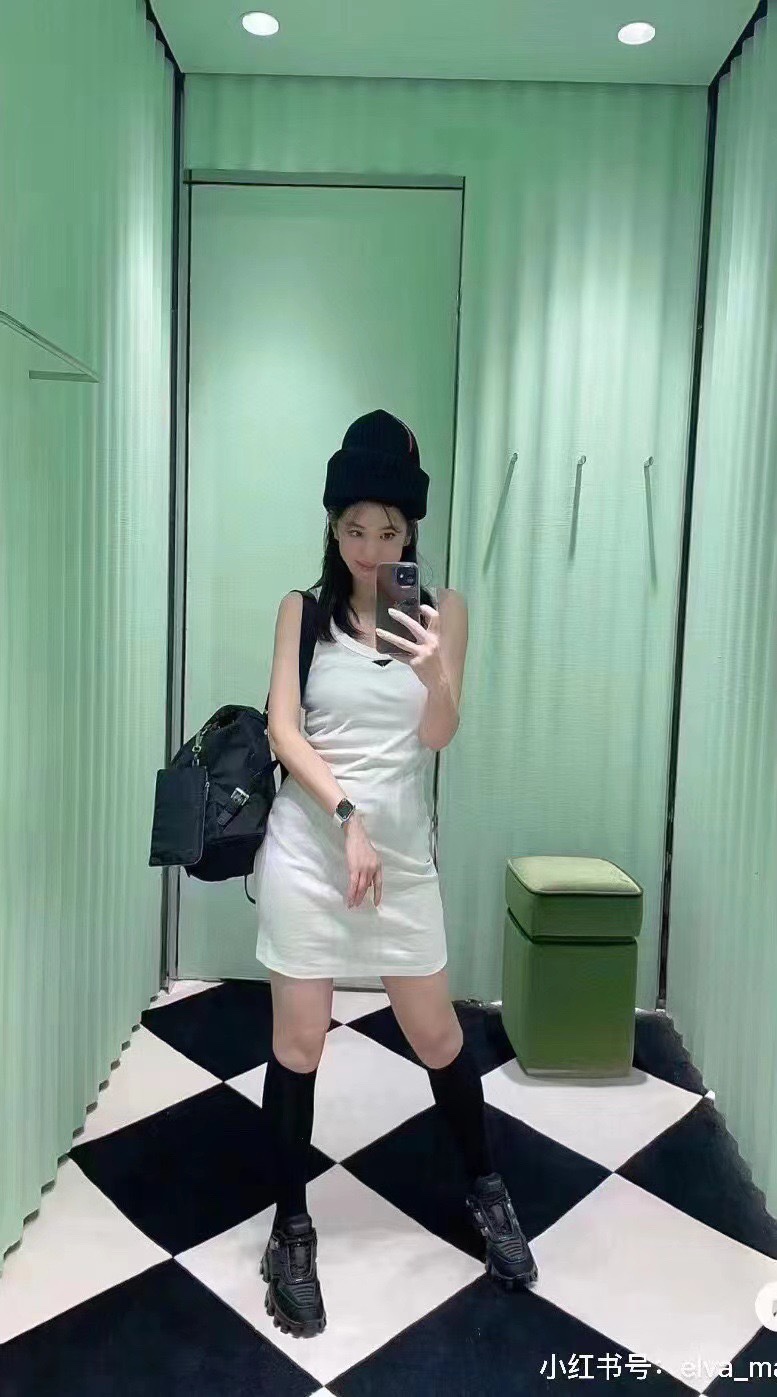 Prada Women's Sleeveless Mini Dress Triangle Logo, Slim Fit, Casual Tank Dress 2 i1675822187 7780 1