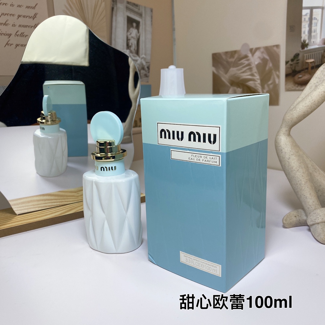 💰90包邮  miumiu/缪缪甜心欧蕾女士(芒果椰奶)100ml
杨枝甘露
前调：汁香浓郁的芒果
中调：娇美中国桂花
后调：丝滑椰奶