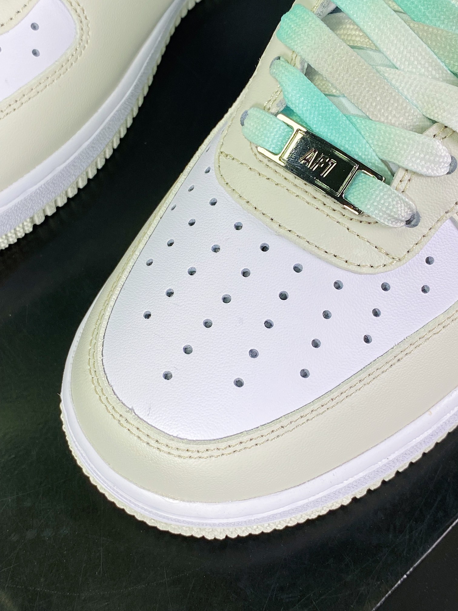 200   Air Force 1'07 Low Retro SP空军一号低帮经典百搭休闲运动板鞋LZ6699-555