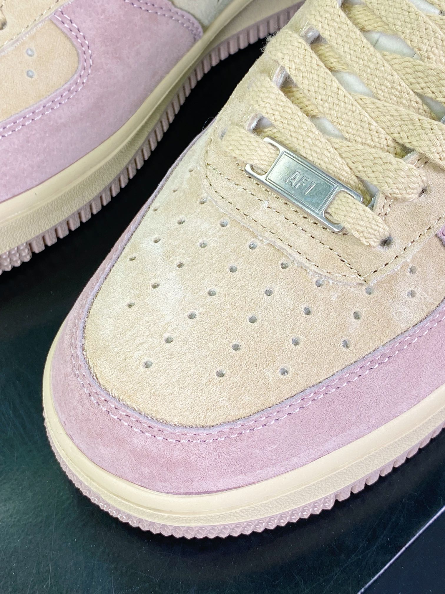 260  Air Force 1′07 Low Suede”Aandy Yellow /Purple”空军一号ZB2121-103