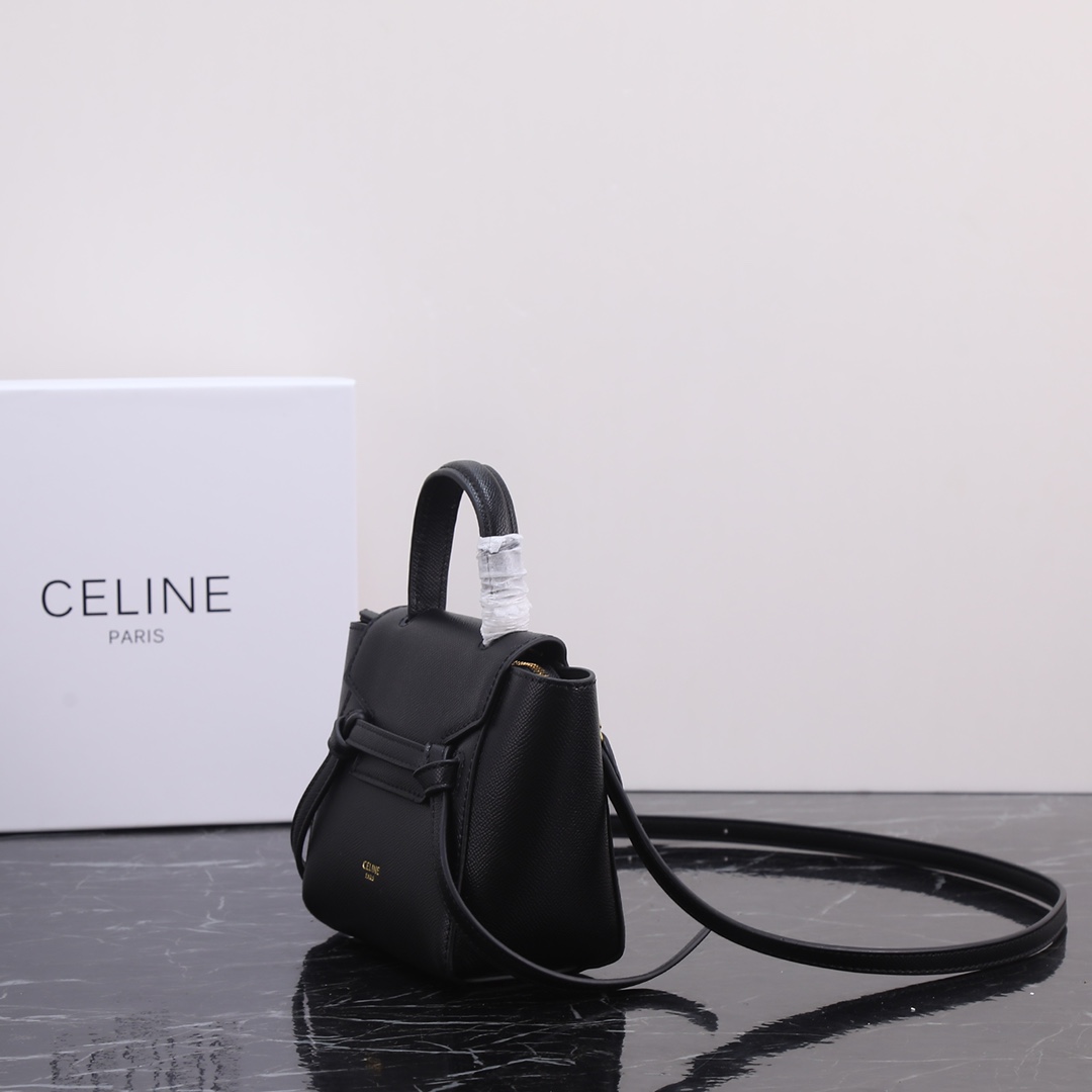 黑色配盒子！Celine鲶鱼包一直是热门包款，也是Celine的经典之作飞吻R简约大气，自重轻，无论是斜